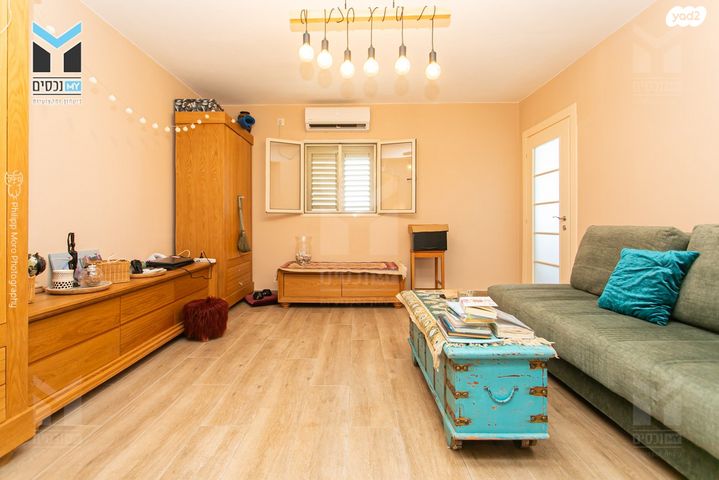 דירה, דוד רזיאל, תל עמל, חיפה