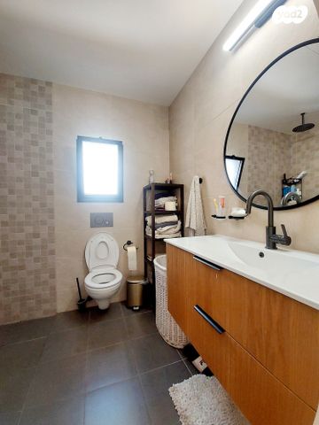 דירה, חומה ומגדל, מרכז, קרית עבודה, חולון