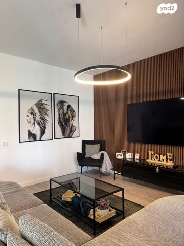 דו משפחתי, כרמיאל