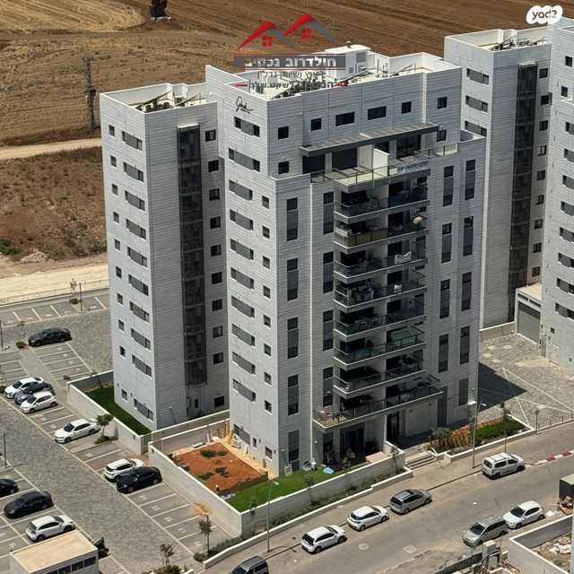 דירת גן, כרמי הנדיב, אחוזת רוטנר, קרית מלאכי