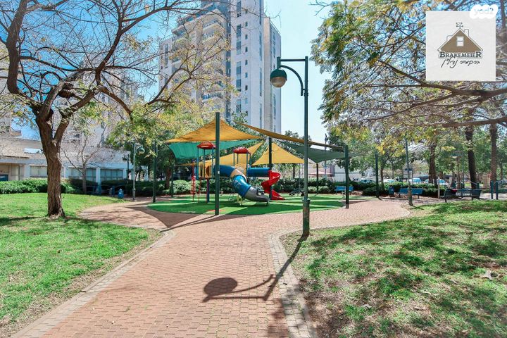 דירה, עסיס, פרדס חנה כרכור