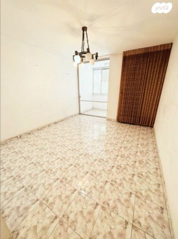 דירה, דרך הטייסים 84, נווה חן, תל אביב יפו