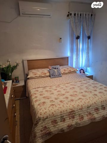 דירה, חללי דקר, אור עקיבא