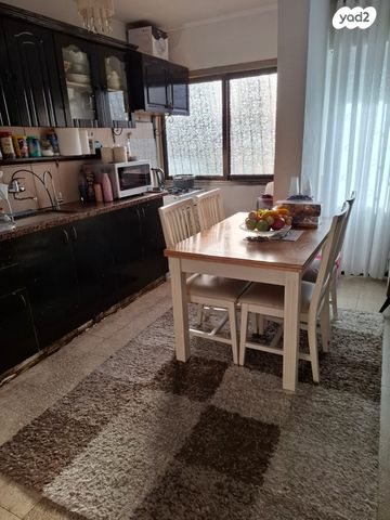 דירה, חללי דקר, אור עקיבא