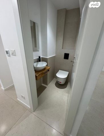 דירת גן, ריש לקיש, קטמון הישנה, ירושלים