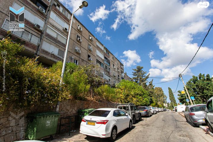 דירה, דוד רזיאל, תל עמל, חיפה