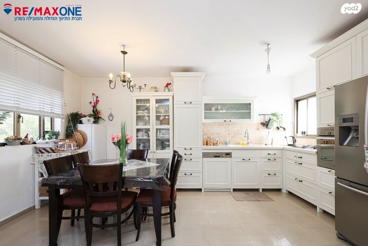 דירה, דובדבן הכפר, כפר סבא