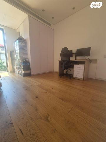 דירה, וורמייזה 13, הצפון הישן - צפון, תל אביב יפו