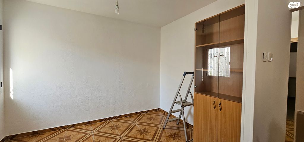 דירה, ששת הימים, הראשונים, שלומי