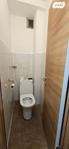 דירה, ששת הימים, הראשונים, שלומי