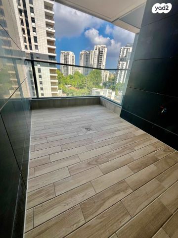 דירה, נווה שרת, תל אביב יפו