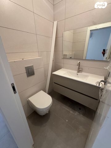 יחידת דיור, פנחס מאירי, נווה גן, פתח תקווה