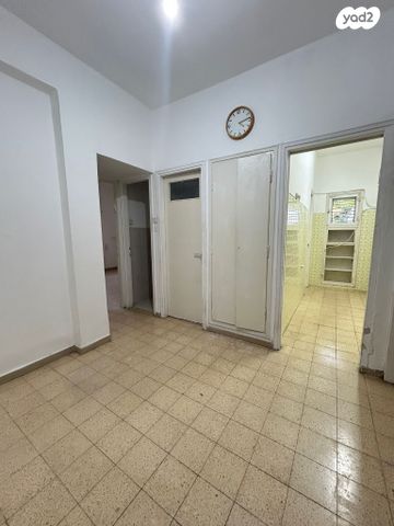 דירה, נרקיס, ארלוזורוב, גבעתיים