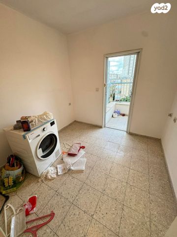 גג/ פנטהאוז, יהודה הלוי, לב המושבה / מרכז העיר, פתח תקווה