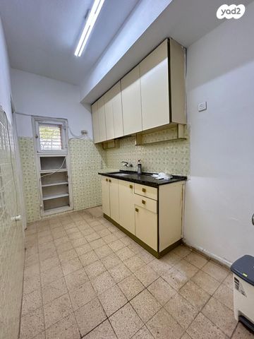 דירה, נרקיס, ארלוזורוב, גבעתיים