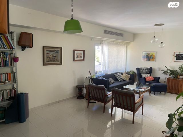 גג/ פנטהאוז, תירוש, רביבים, תל אביב יפו