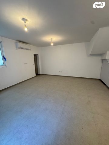 יחידת דיור, פנחס מאירי, נווה גן, פתח תקווה