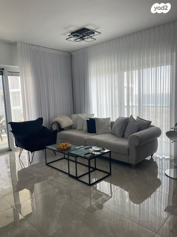 דירה, שדרות רחבעם זאבי, חדרה