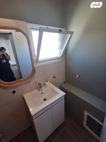 דירה, כצנלסון 4, לב העיר, בת ים