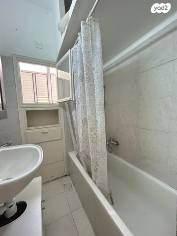 דירה, נרקיס, ארלוזורוב, גבעתיים