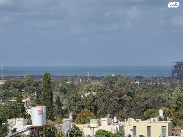 גג/ פנטהאוז, ברנשטיין כהן, קרית יערים, רמת השרון