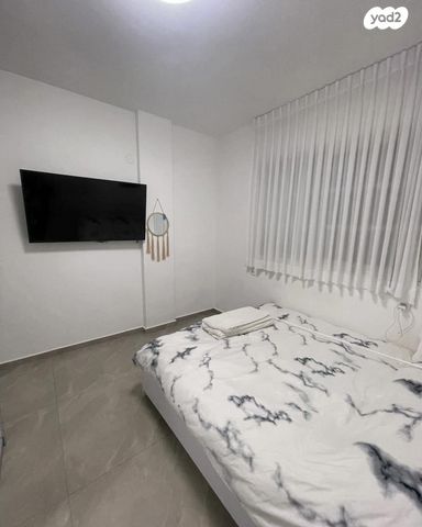 דירה, אבן גבירול, גרין ועם, חולון