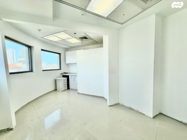 יהושע שטמפפר 17