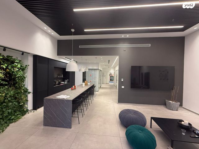 חנויות/ שטח מסחרי, ז'בוטינסקי, רובע א', אשדוד