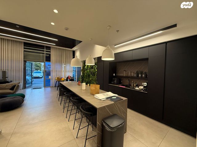 חנויות/ שטח מסחרי, ז'בוטינסקי, רובע א', אשדוד