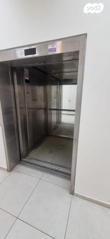 אולמות, דרך בן גוריון, דרום מערב ותיק, בת ים