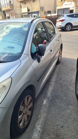 מודעת רכב פיג'ו 207