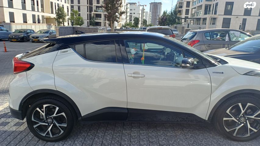 טויוטה C-HR
