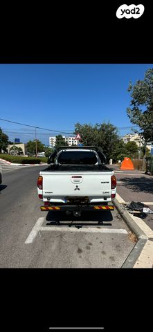 מודעת רכב מיצובישי טרייטון / L200