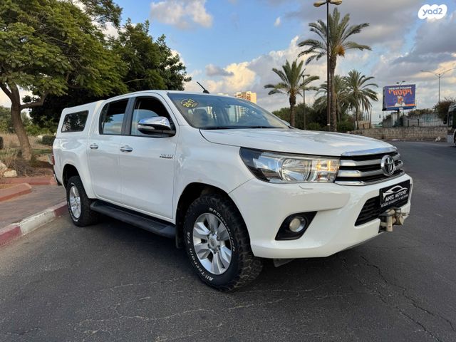 מודעת רכב טויוטה היילקס 1