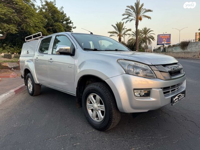 איסוזו די-מקס