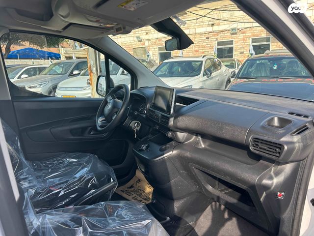 טויוטה פרואייס סיטי