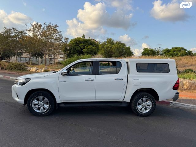 טויוטה היילקס