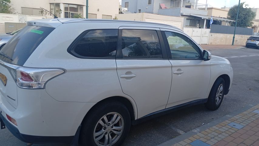 מודעת רכב מיצובישי אאוטלנדר