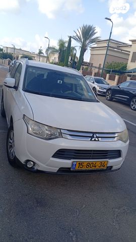 מיצובישי אאוטלנדר