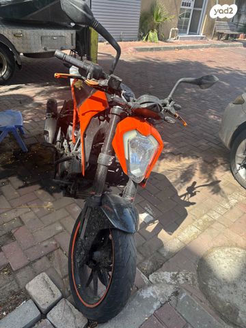 KTM Naked Duke 250