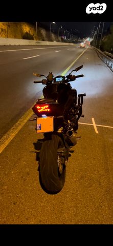 קאוואסאקי Z900