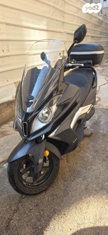 מודעת רכב קימקו דאון-טאון 350