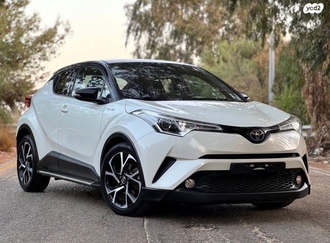 מודעת רכב טויוטה C-HR