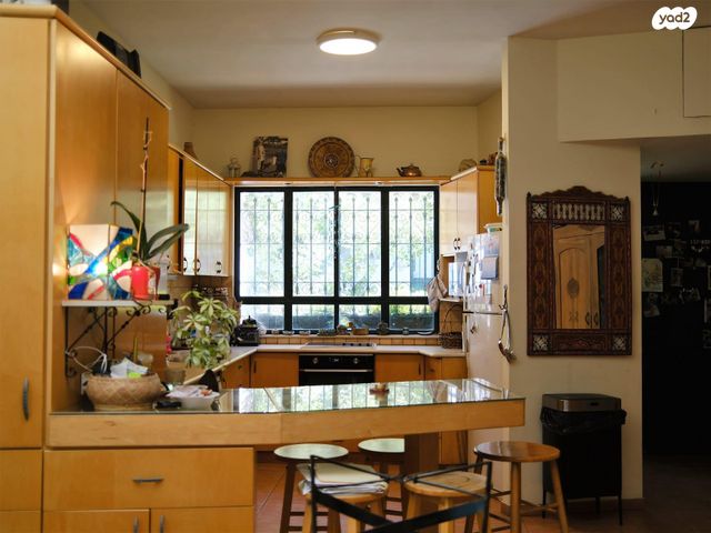 בית פרטי/ קוטג', שבת צדק 16, מחנה יהודה - לב העיר, ירושלים