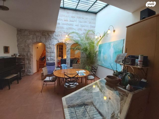 בית פרטי/ קוטג', שבת צדק 16, מחנה יהודה - לב העיר, ירושלים