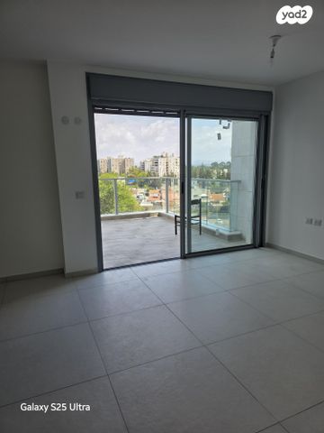 דירה, דרך לוי אשכול 104, שיכון רסקו, קרית אונו