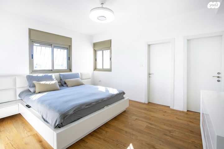 גג/ פנטהאוז, הדובדבן 12, פסגת אונו, קרית אונו