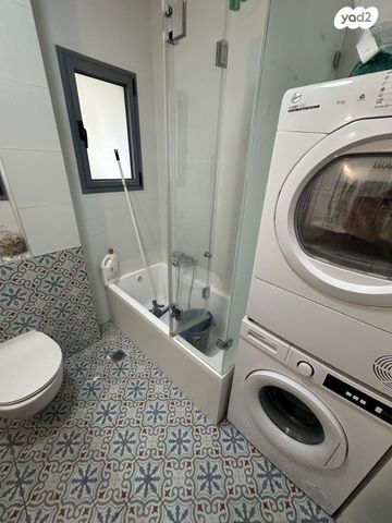 דירה, שדרות בן צבי 29, רחביה, ירושלים