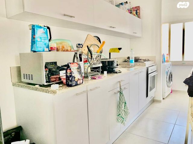 דירה, הרב עוזיאל 6, רסקו א', חולון