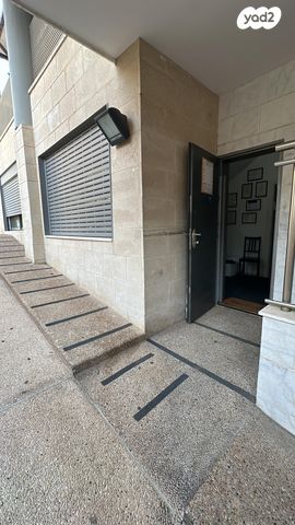 דירת גן, הפרחים 6, נווה גן, רמת השרון